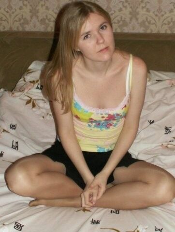 Real Russian slutty girl Lena  16 of 34 pics