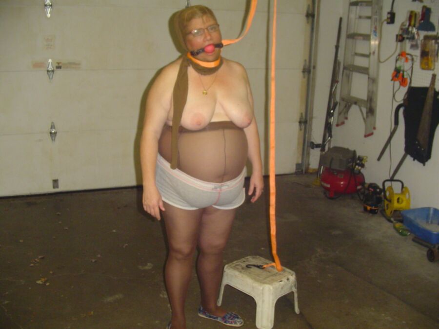 Free porn pics of bet her family is proud that she is a hosed hanging whore 17 of 34 pics