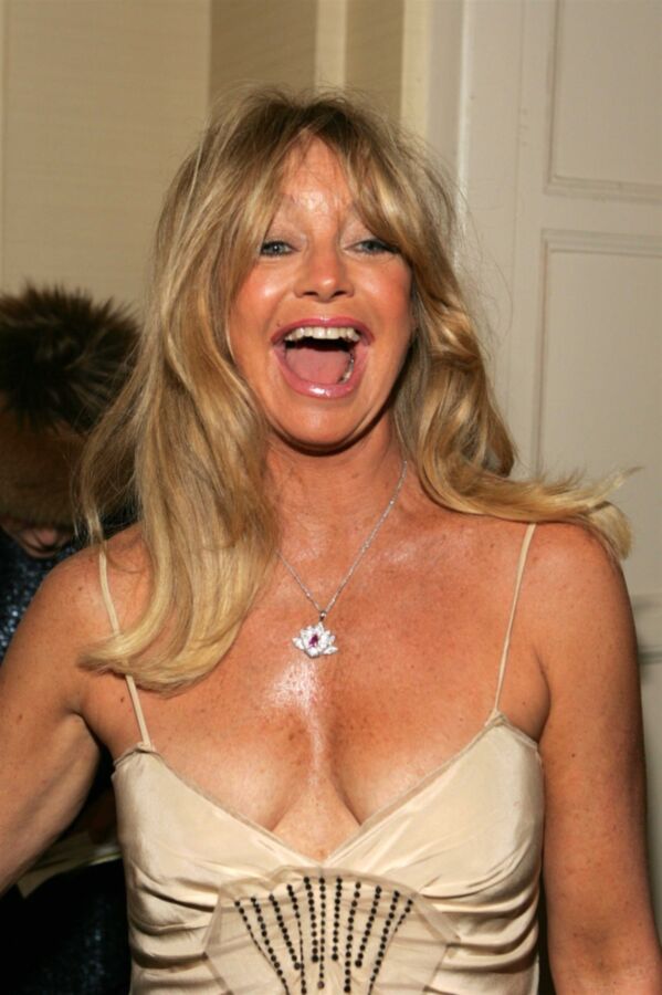 Goldie Hawn Blonde Porn