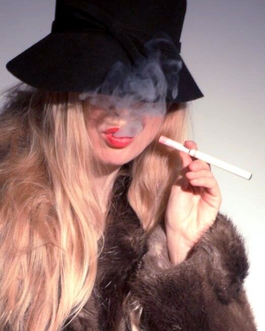 Smoking In Fur Coat Fetish Porn Pic