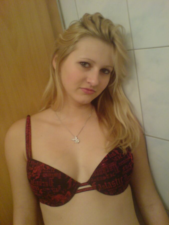 Free porn pics of hot blonde teen 24 of 67 pics