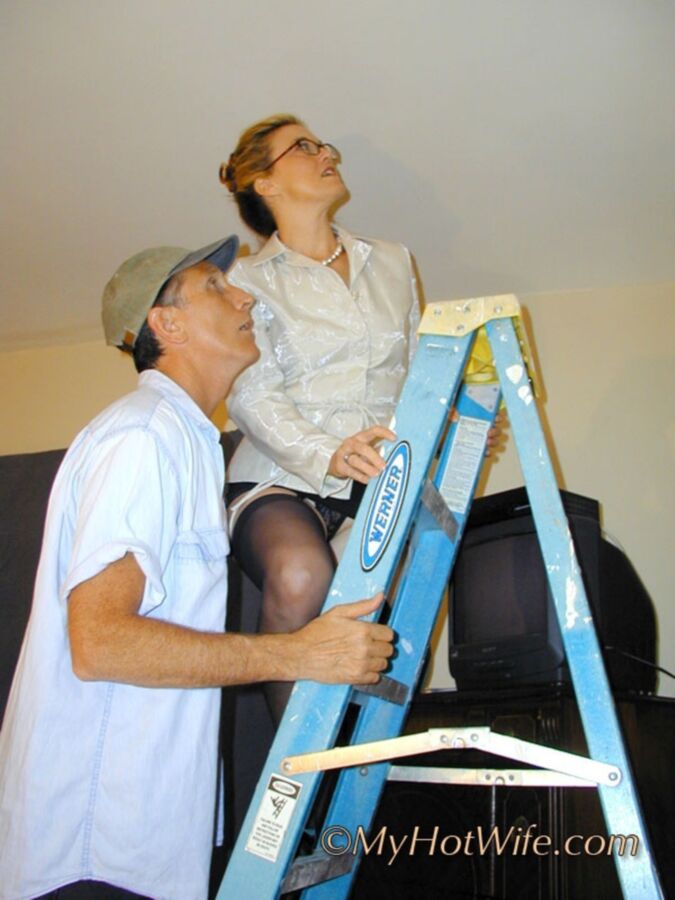pregnant construction worker nude blonde women nude bent over