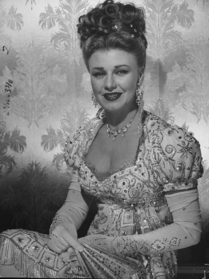 Free porn pics of Ginger Rogers 1 of 44 pics