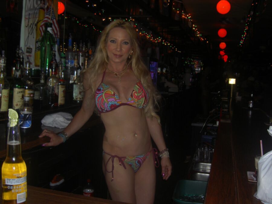 Free porn pics of ANGELA THE BARTENDER 4 of 7 pics