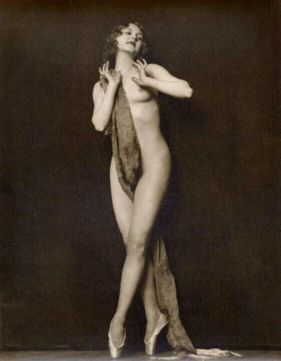 Nude helen hayes Helen Hayes