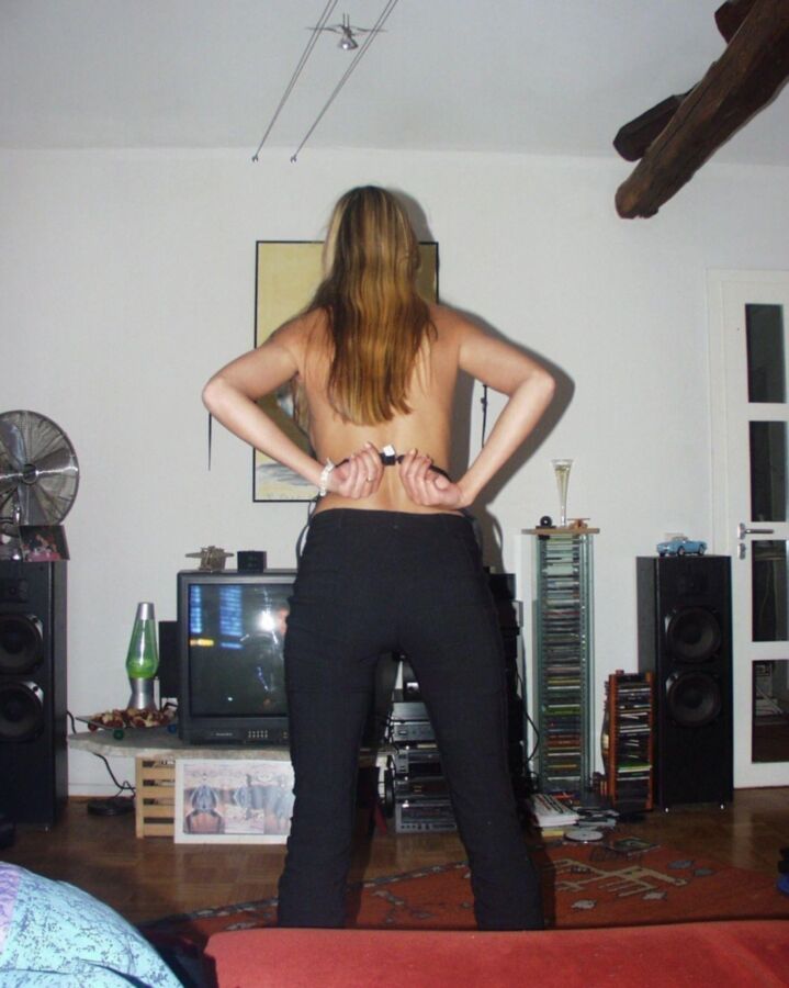 nude middle school girl gallery topless girl in grandma s boy