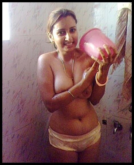 Free porn pics of Arab and Indian MILFs 14 of 33 pics