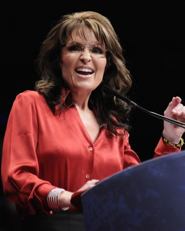 Free porn pics of Love masturbating to conservative Sarah Palin 18 of 50 pics