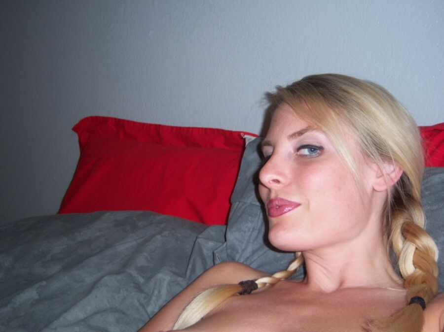 Free porn pics of Cute Blonde amateur 17 of 42 pics